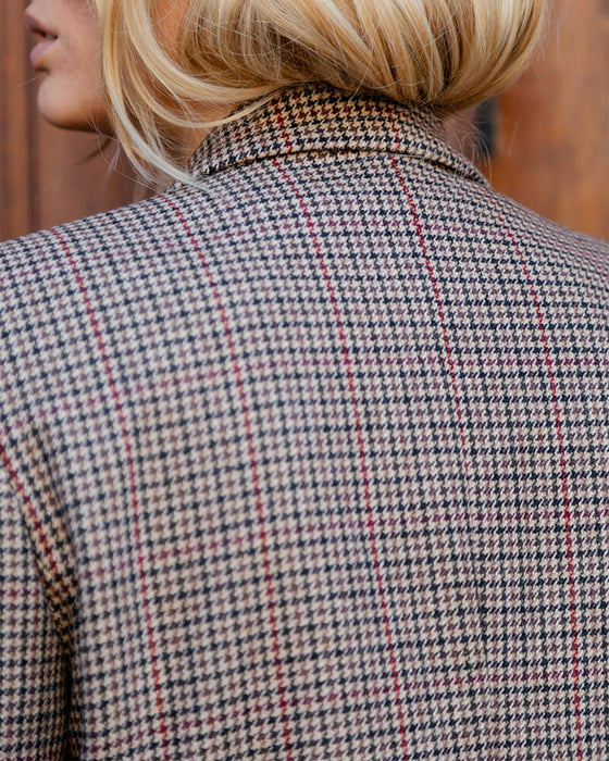 Edmond - in beige linen