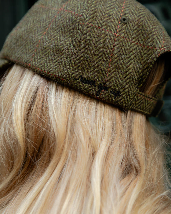 Lewis Chevron amande