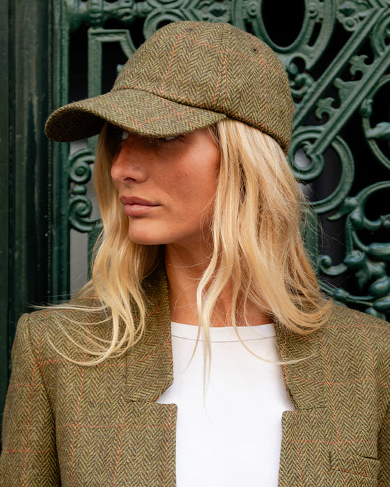 Lewis Chevron amande