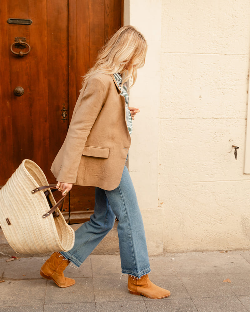 Edmond - in beige linen