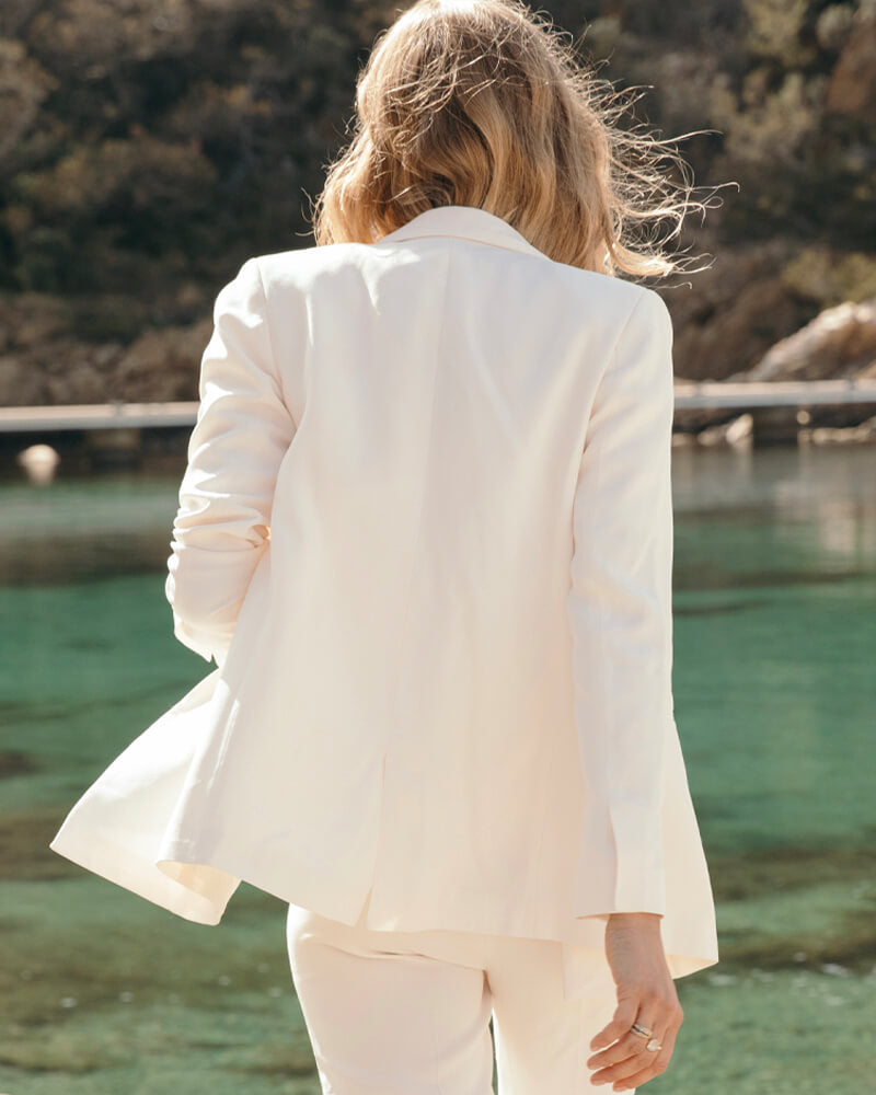 Albert - in ivory crepe